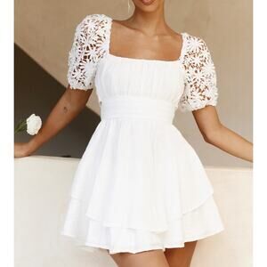 Selfie Leslie Abby Lace Puff Sleeve Tie-Up Back Dress White Mini Size Large New